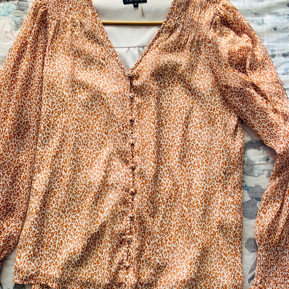 NWOT blouse size M